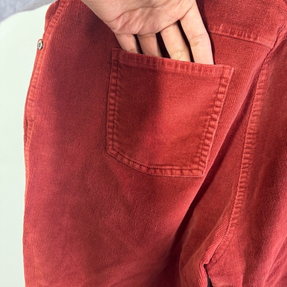 Woolrich Red Corduroy Pants Women’s Size 8 Mid Rise Straight Leg Cotton Blend - Picture 9 of 12